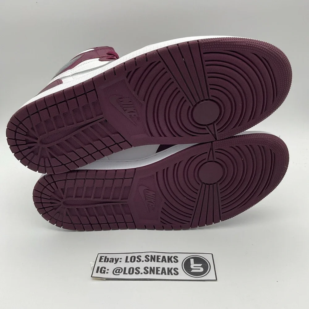Size 10 -‎ Jordan 1 Retro High OG Bordeaux. (555088-611)